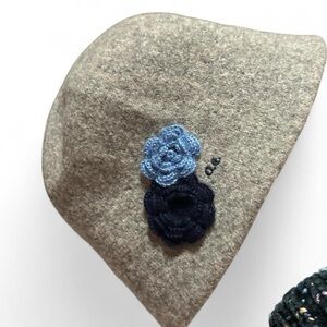 American Eagle Outfitters Gray Hat with Blue Floral Accents